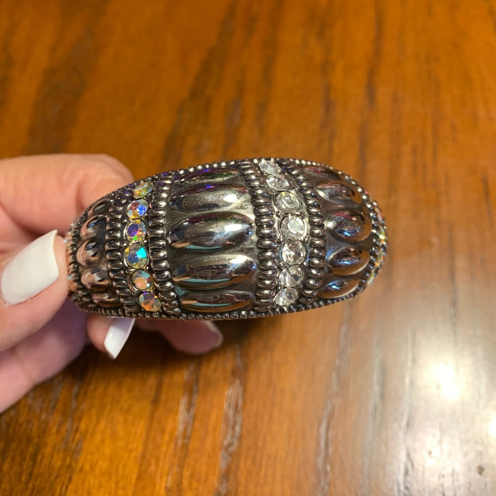 Beautiful Silver Color With Rhinestones Bracelet